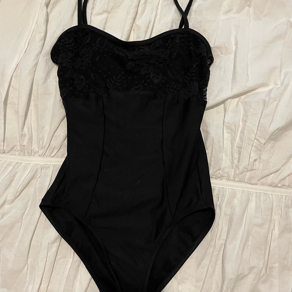 Wear Moi Leo